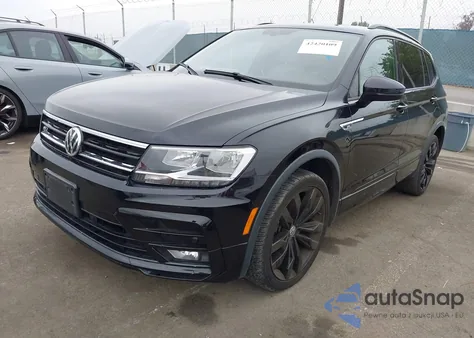 2020 Volkswagen Tiguan 2.0T Se/2.0T Se R-Line Black/2.0T Sel из США, поврежденный, VIN 3VV3B7AXXLM105157